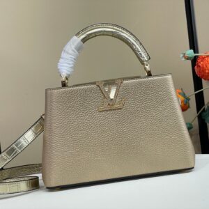 Capucines BB handbag